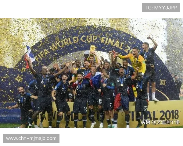 如何结合赛事氛围与文化元素，设计具有独特特色的世界杯决赛海报